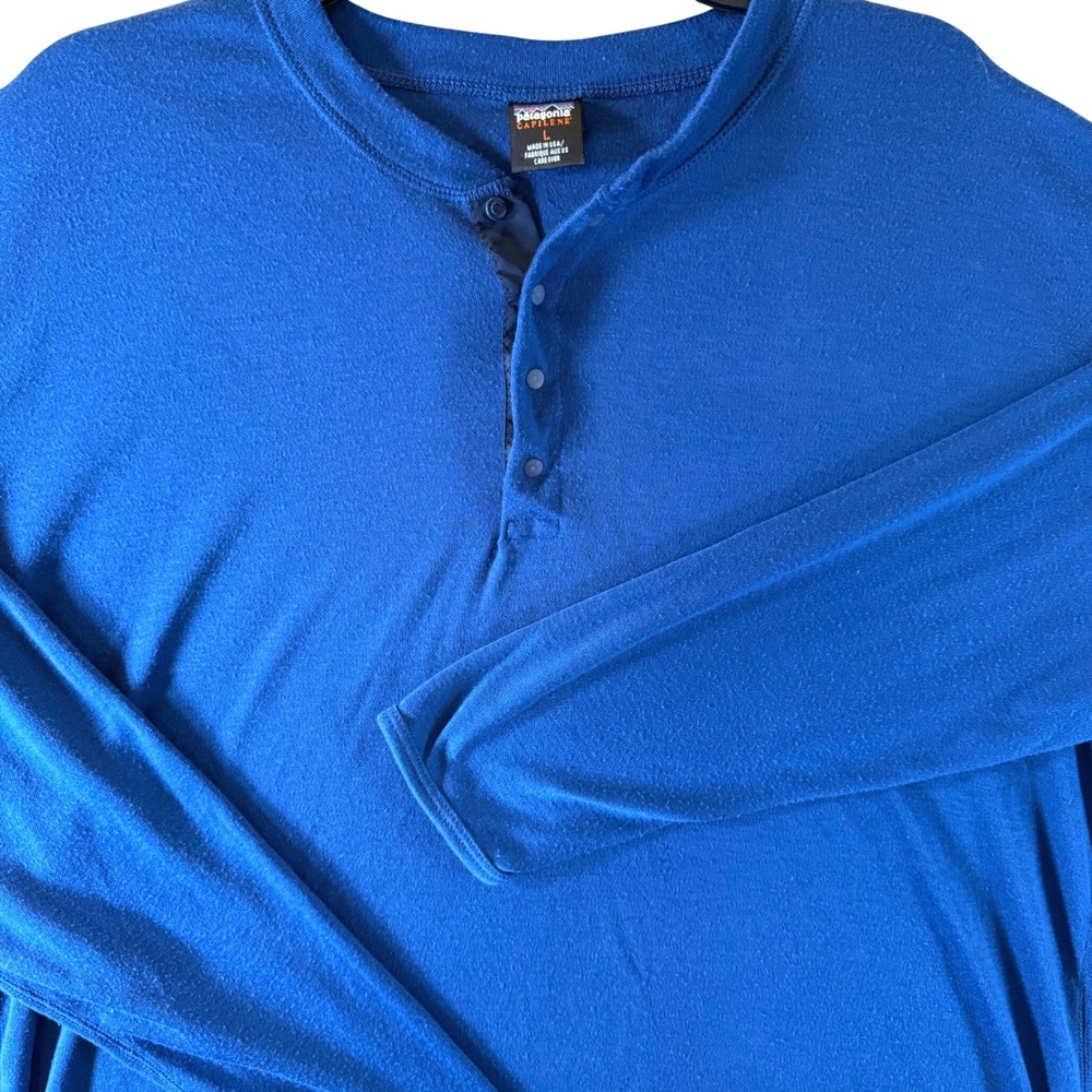 Vintage Patagonia Henley Top L Capilene Base Layer Blue Long Sleeve USA 44230